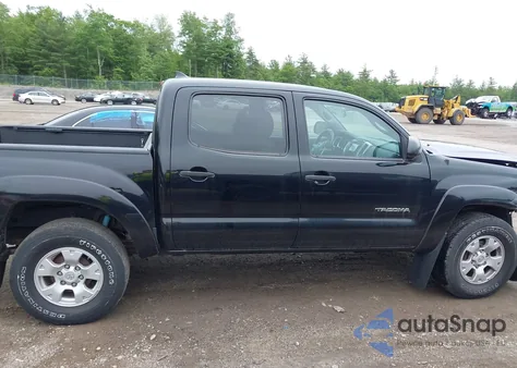 2015 Toyota Tacoma Base V6 из США, поврежденный, VIN 3TMLU4EN2FM202275